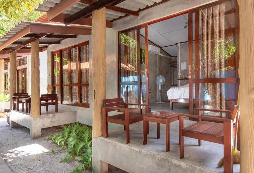 수피리어 방갈로, Frog Beach House