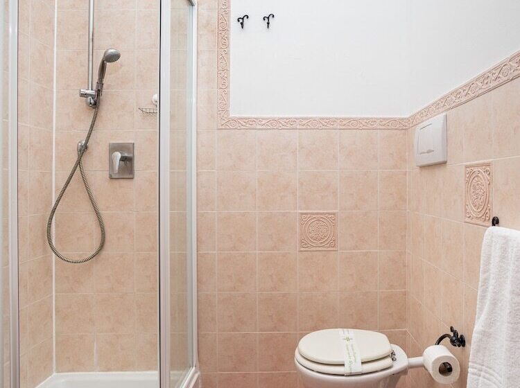 Quarto Triplo Standart, B&b Antica Posta