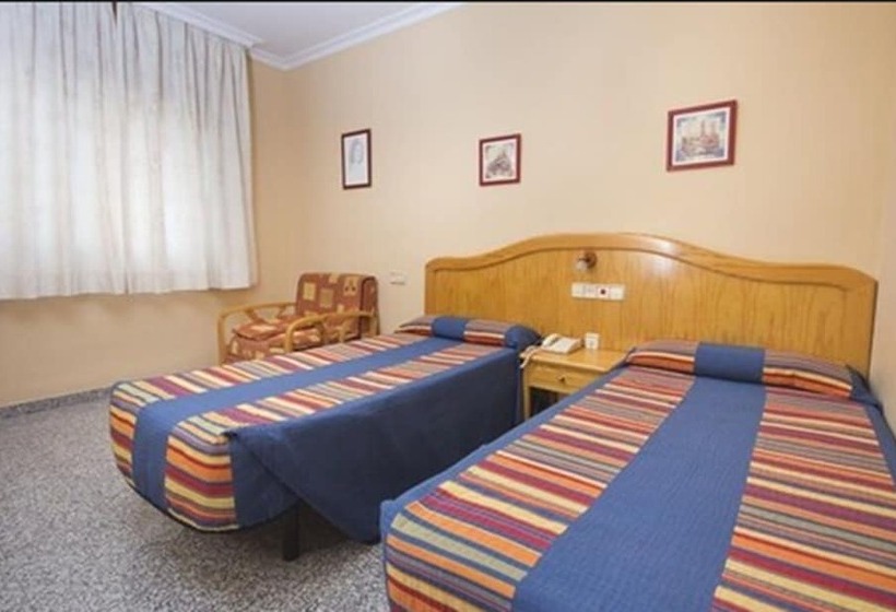Номер Стандарт Индивидуальный, Hostal Los Corchos