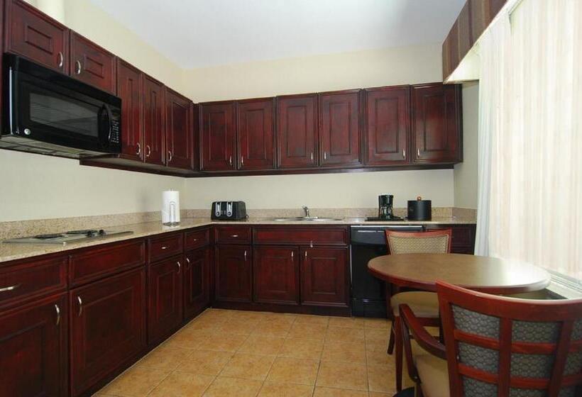 Люкс Кровать Кинг, Best Western Plus Katy Inn And Suites