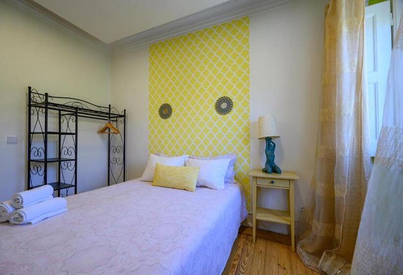 اتاق استاندارد, Terrace Lisbon Hostel