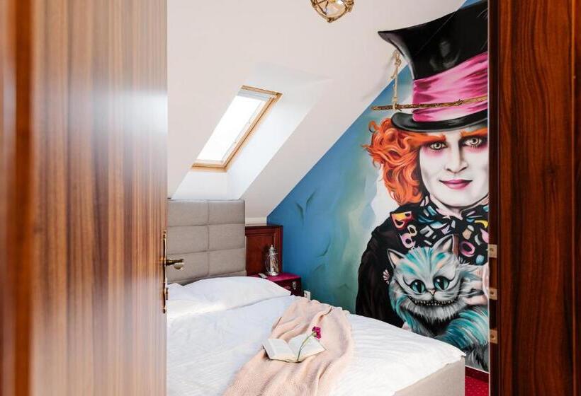 اتاق استاندارد, Petra Inn Apartments In Historical Palace Bratislava