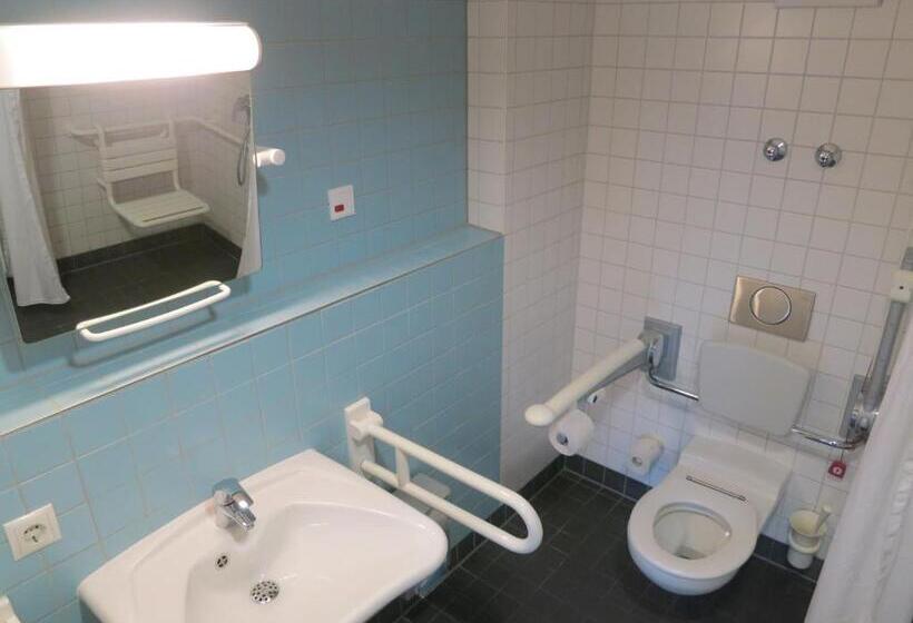 Номер Стандарт Трехместный, Hi Munich Park Youth Hostel
