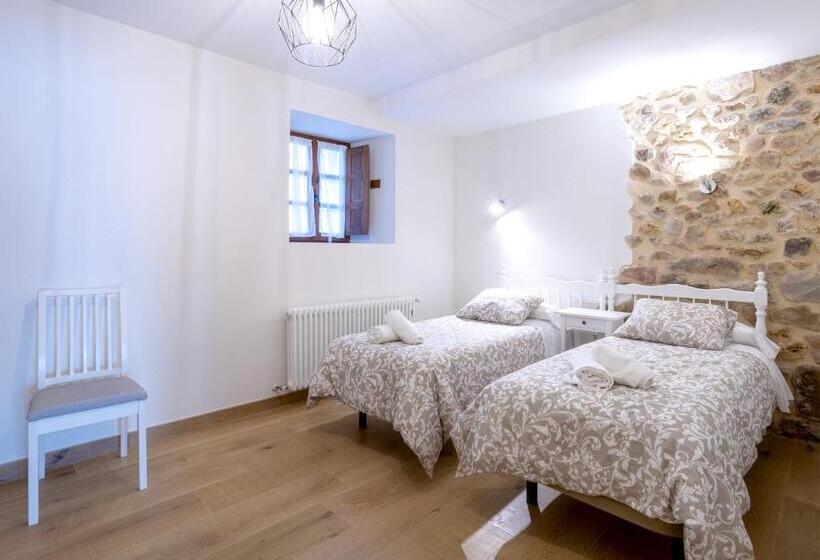 Семейный Номер Вид на Горы, Apartamentos Los Edules