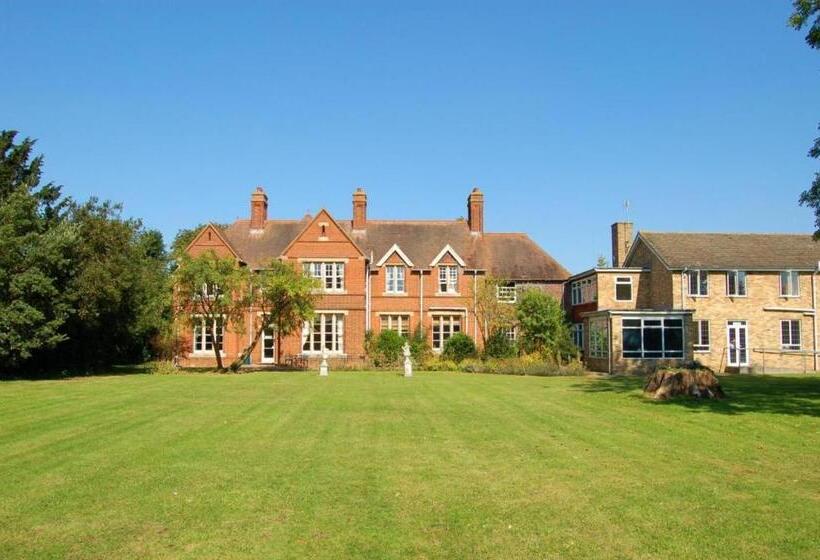 Апартаменты 1 Спальня, Willingham House
