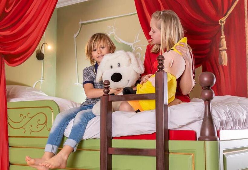 Четырехместный Номер Deluxe, Plopsaland Theater