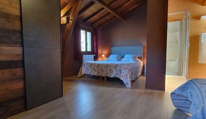 Дом 2 Спальни, Domaine Du Cardou