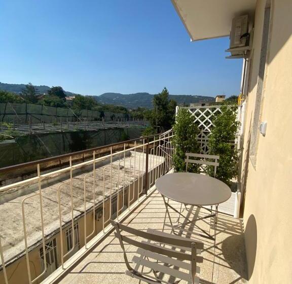 Номер Deluxe Кровать Кинг, Pianohome Sorrento