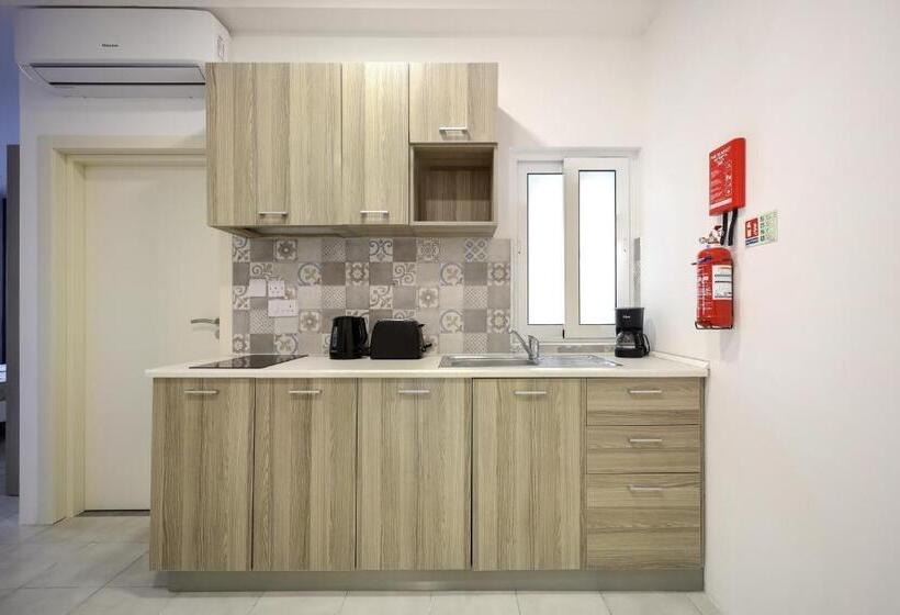 اتاق استاندارد با چشم‌انداز شهر, Seaview Stays