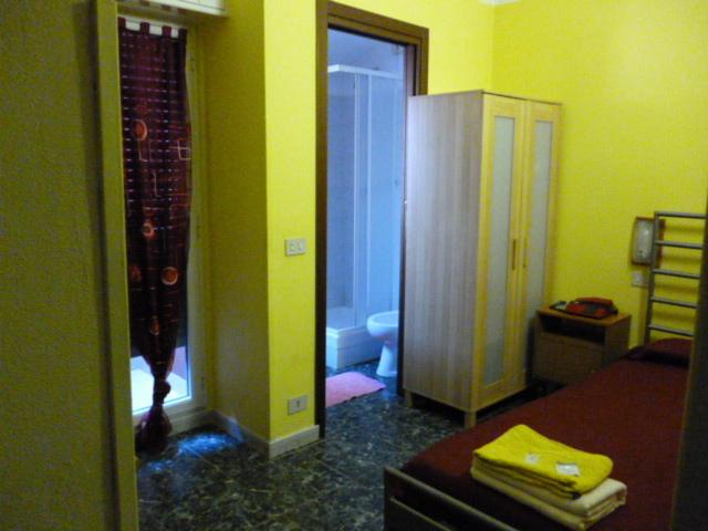 标准单人间, San Giovanni