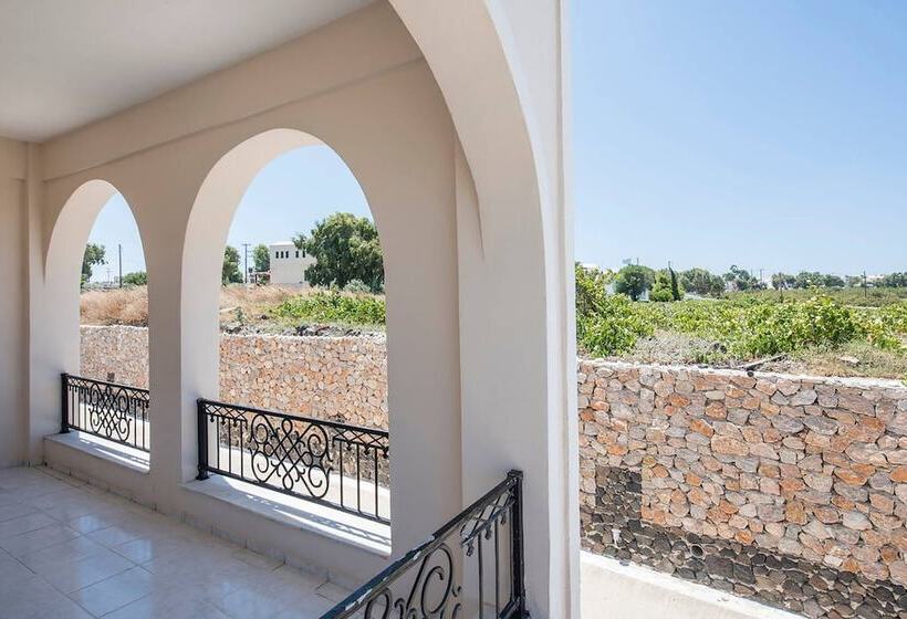 스탠다드 트리플 룸, Villa Agas