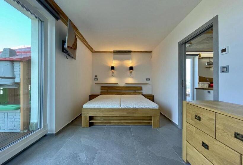 Номер Дюплекс, Magic Apartment Centre Mezonet
