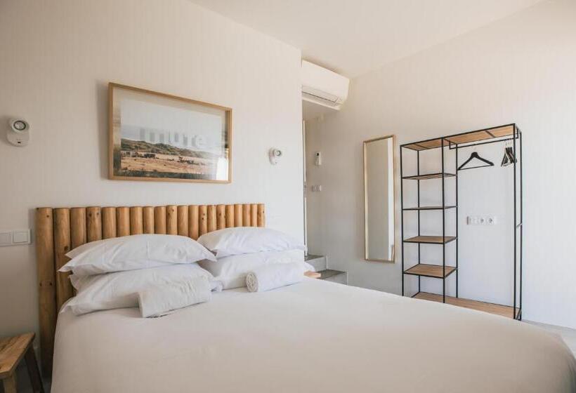 Номер Deluxe, Mute Hostel Porto Covo