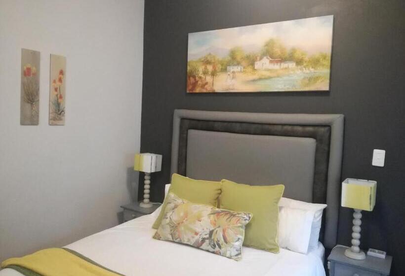 Номер Стандарт, The Garden Inn Guesthouse