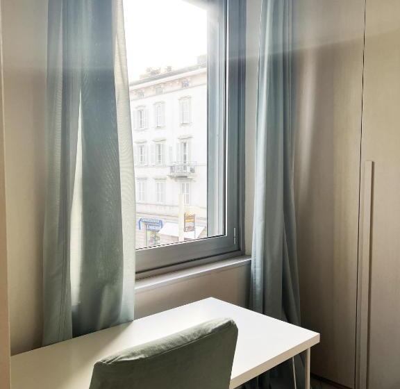اتاق استاندارد, Easyrooms One