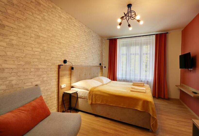 سوییت با چشم‌انداز کوه, Apartmány Adam
