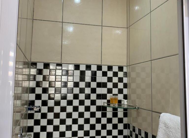 Семейный Номер, Ekaya Palace Guest House
