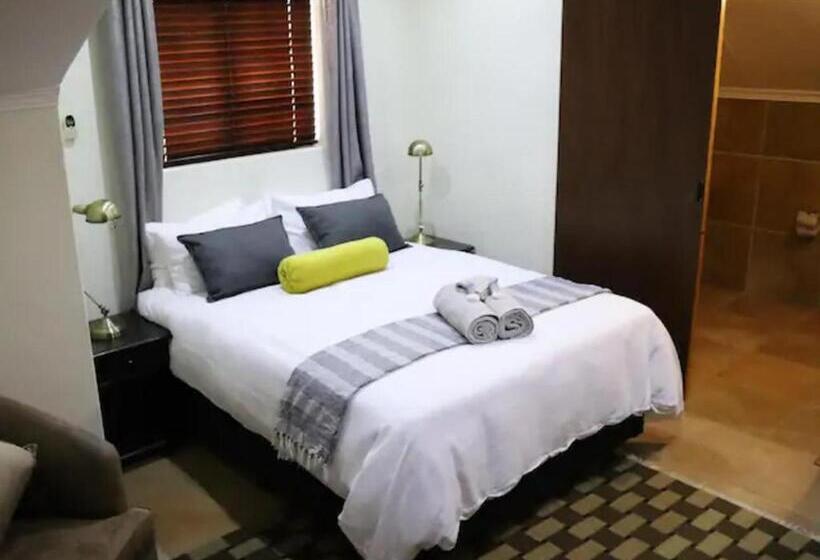 Номер Стандарт, The Oak Potch Guesthouse