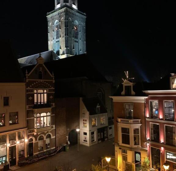 Кровать в Общей Комнате, Kleinschalig Hostel In Deventer, Hartje Stad, Aan De Ijssel