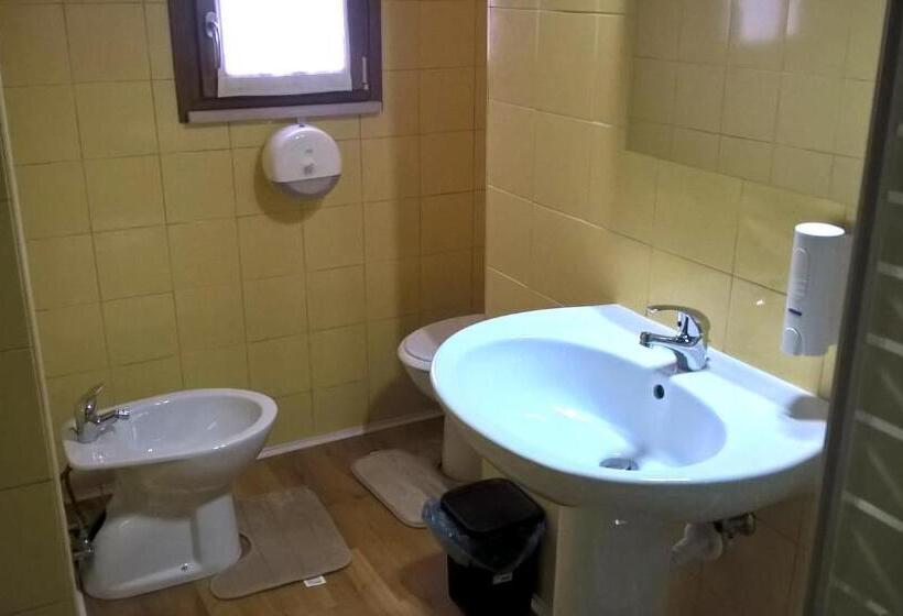 Номер Стандарт Вид на Сад, Agriturismo Macchia Dei Briganti   B&b