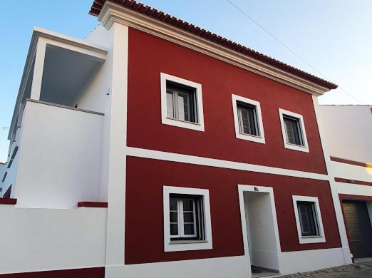 Дом 4 Спальни, Casa Dos Rosas