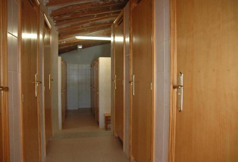 Номер Стандарт, Albergue Ull De Canals