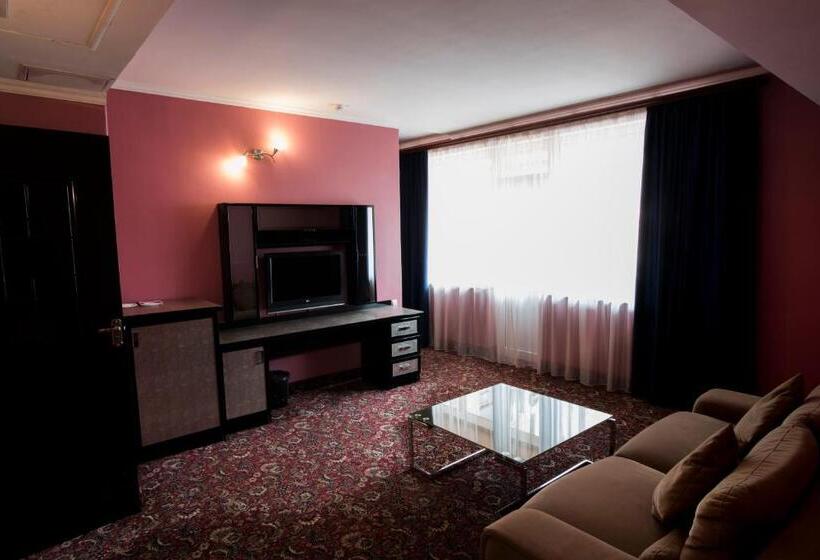 Family Suite, Erebuni Hotel Yerevan