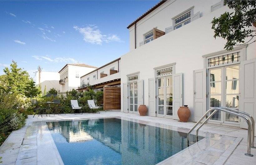 Люкс с Бассейном, Poseidonion Grand