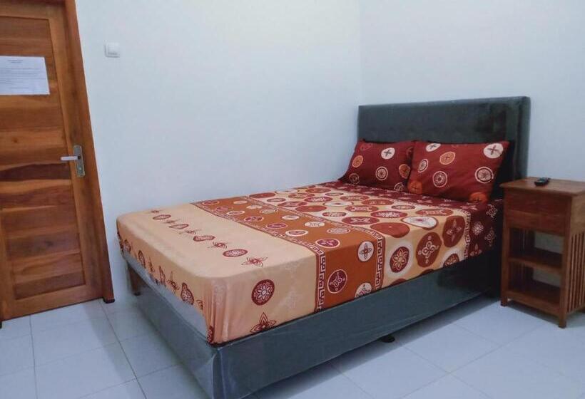 اتاق لوکس, Griya Pas Pangandaran