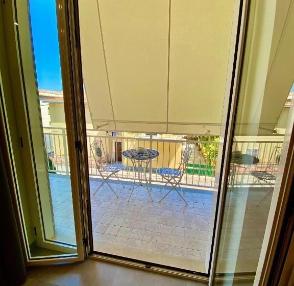 Номер Стандарт Трехместный, B&b Don Savè