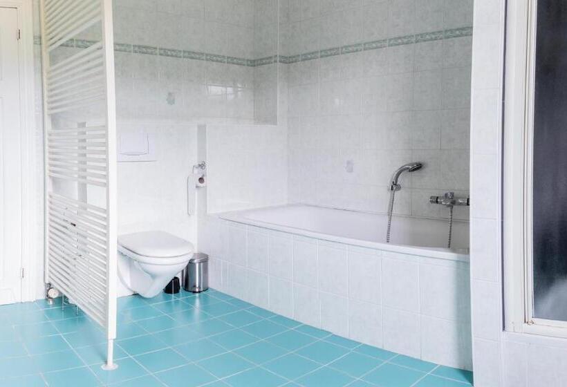 اتاق استاندارد با تخت بزرگ, Wings Creek Ranch B&b