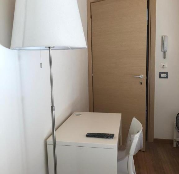 Номер Deluxe с Балконом, Seacily Rooms