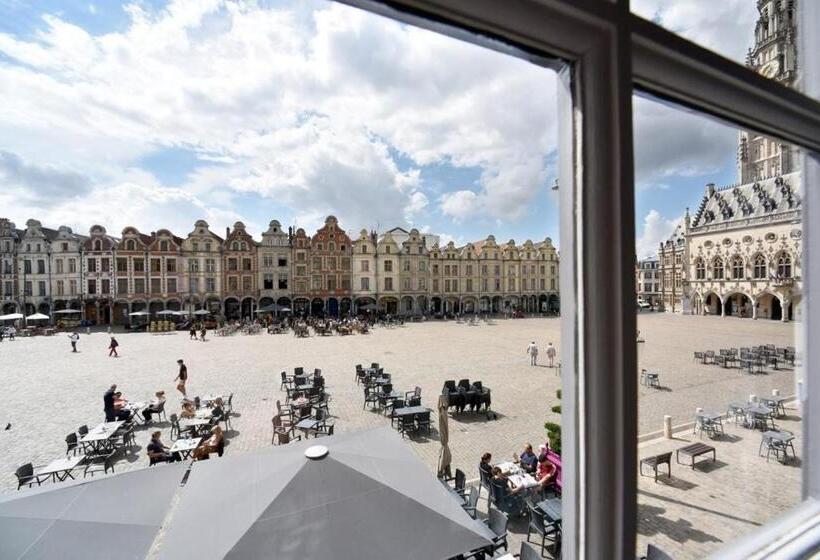 Полулюкс Одноместный с Террасой, La Cour Des Grands