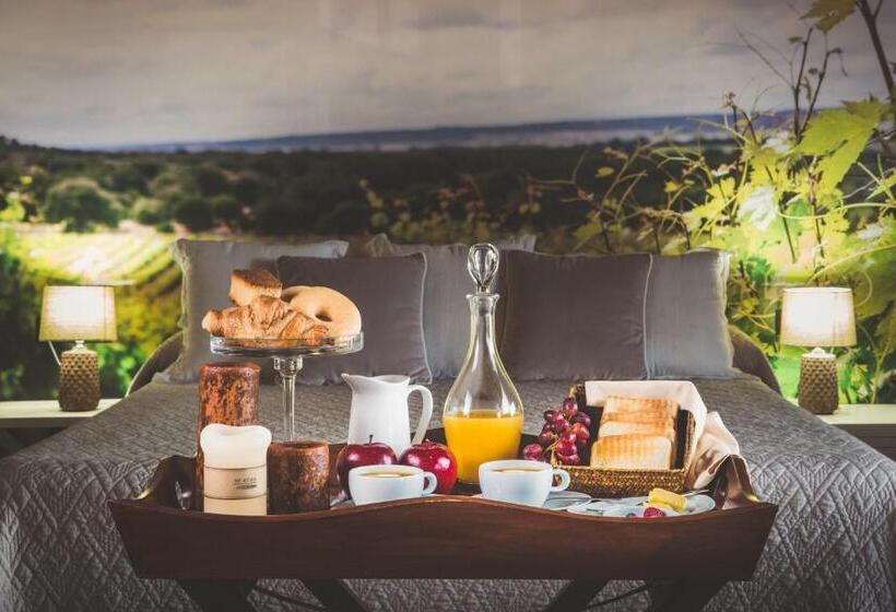 اتاق استاندارد, Castillo De Monte La Reina Posada Real & Bodega