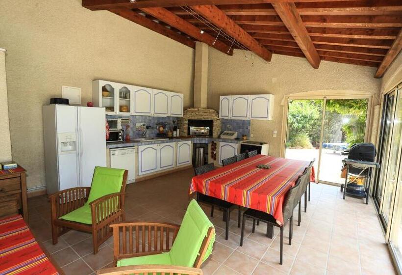 Номер Стандарт Трехместный, Santolines En Provence