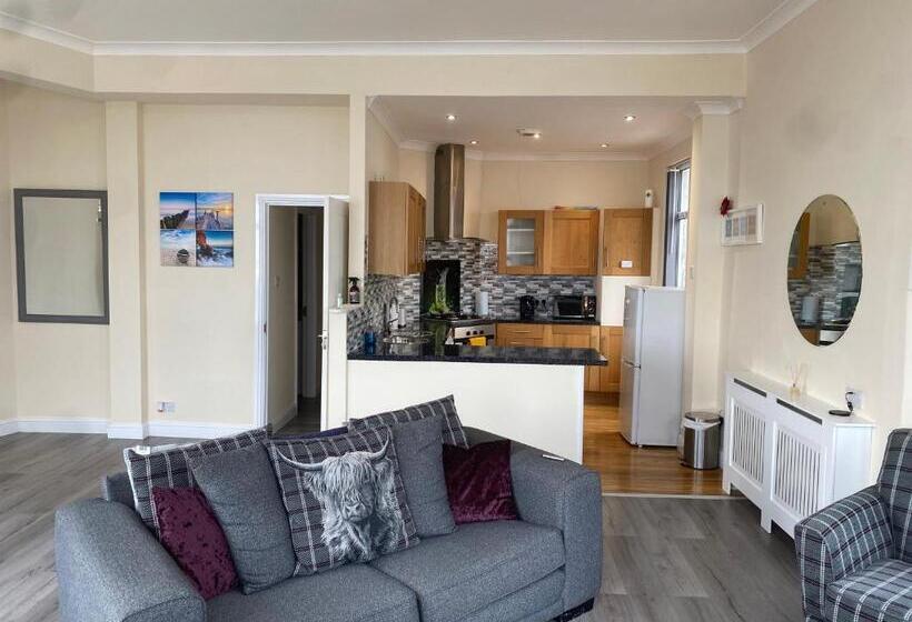 Апартаменты 1 Спальня Нижний Этаж, Redcar Seaview Apartments