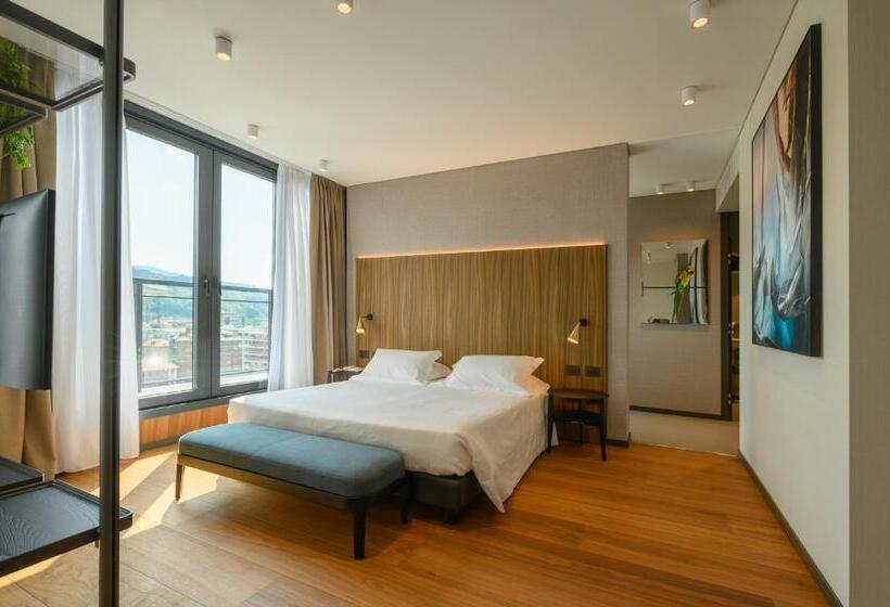 سوئیت جونیور با تراس, Duparc Contemporary Suites