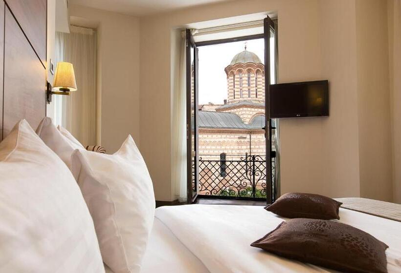 سوییت, Europa Royale Bucharest