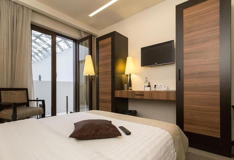 اتاق استاندارد یک نفره, Europa Royale Bucharest