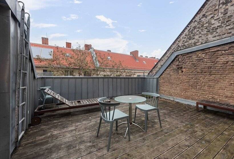 اتاق استاندارد با تراس, Limehome Berlin Kopenhagener Straße