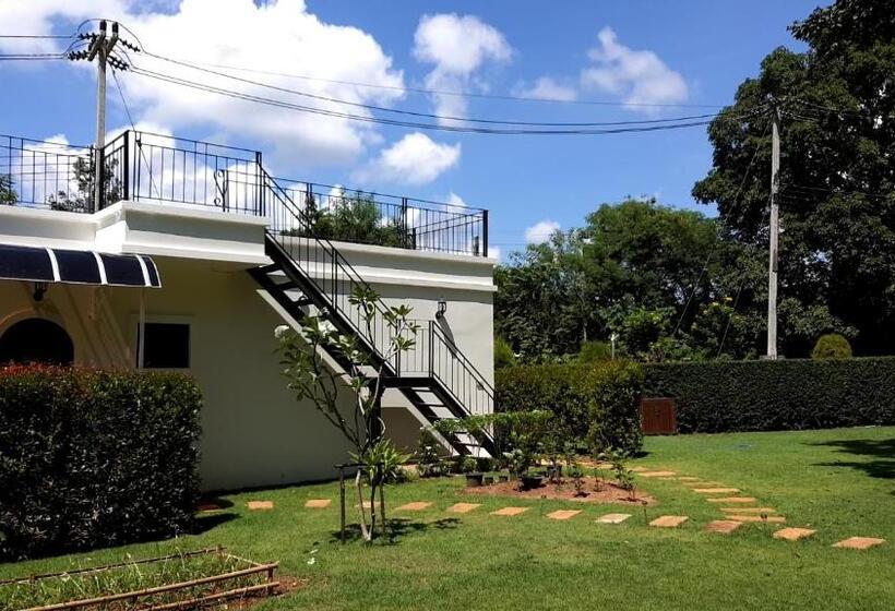 스탠다드 룸 킹사이즈 침대, Casa Khaoyai Bed&breakfast