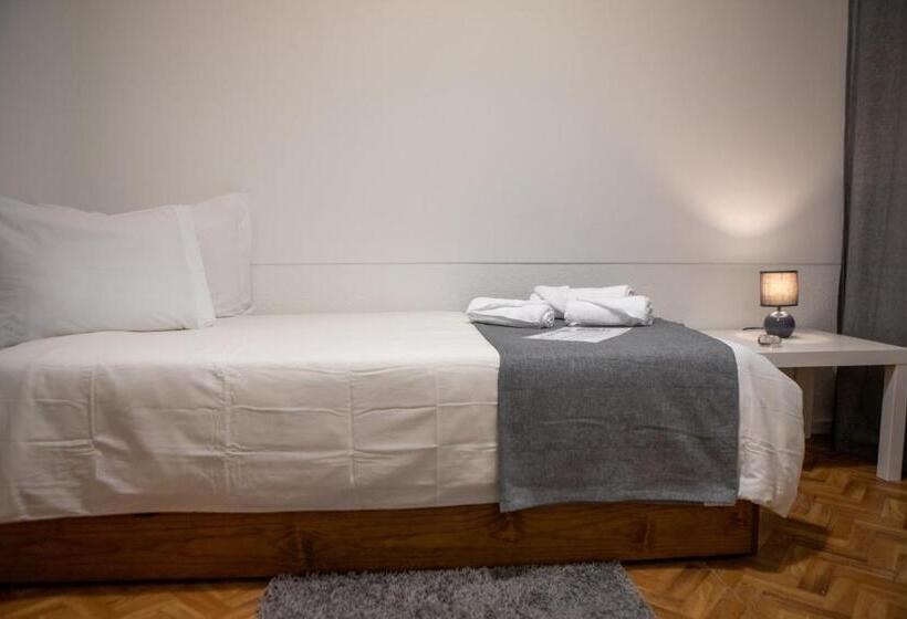 اتاق اکونومی, Silva S Guest House