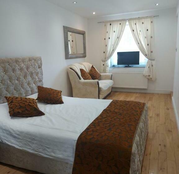 استودیوی لوکس, Apartment & Rooms In London