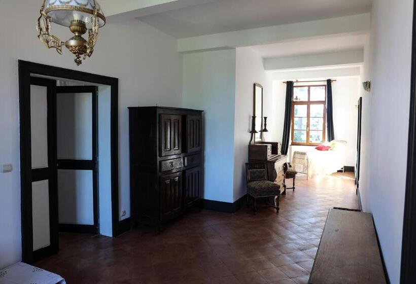 Трехместный Номер Стандарт Вид на Сад, La Maison Du Saula