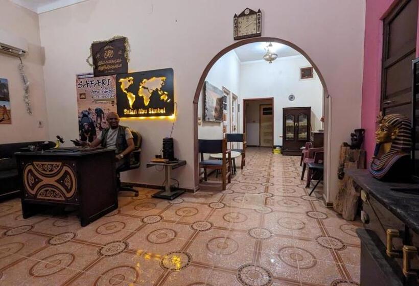 اتاق اکونومی, Safari Abu Simbel