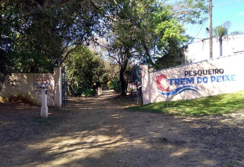 샬레, Pousada E Pesqueiro Trem Do Peixe