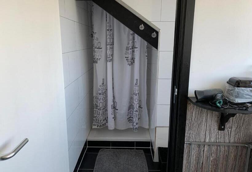 Трехместный Номер Стандарт Совместная Ванная, Bed&breakfast Jonker