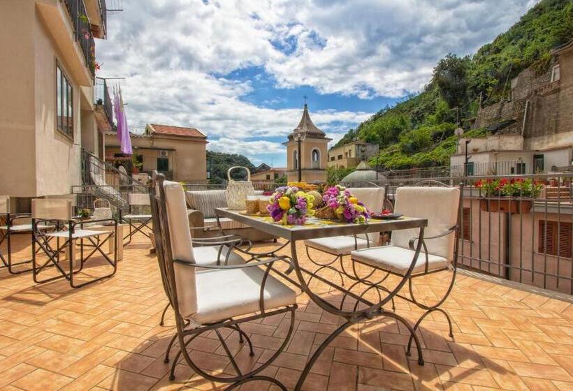 اتاق استاندارد, B&b Carol