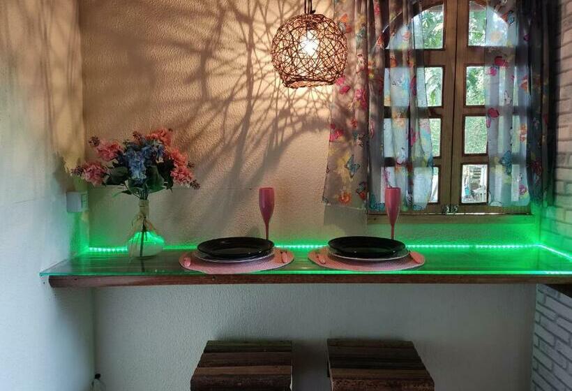 スタンダードバンガロー, Hostel Portal Das Fadas