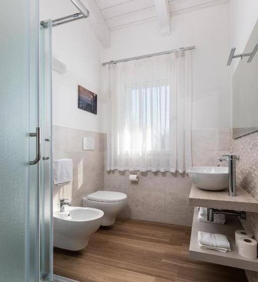 اتاق استاندارد با چشم‌انداز باغ, Ca  Mira   Room&breakfast